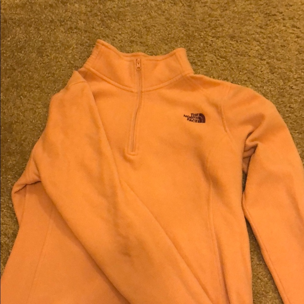 North face pullover